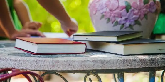 Что почитать в августе 2025