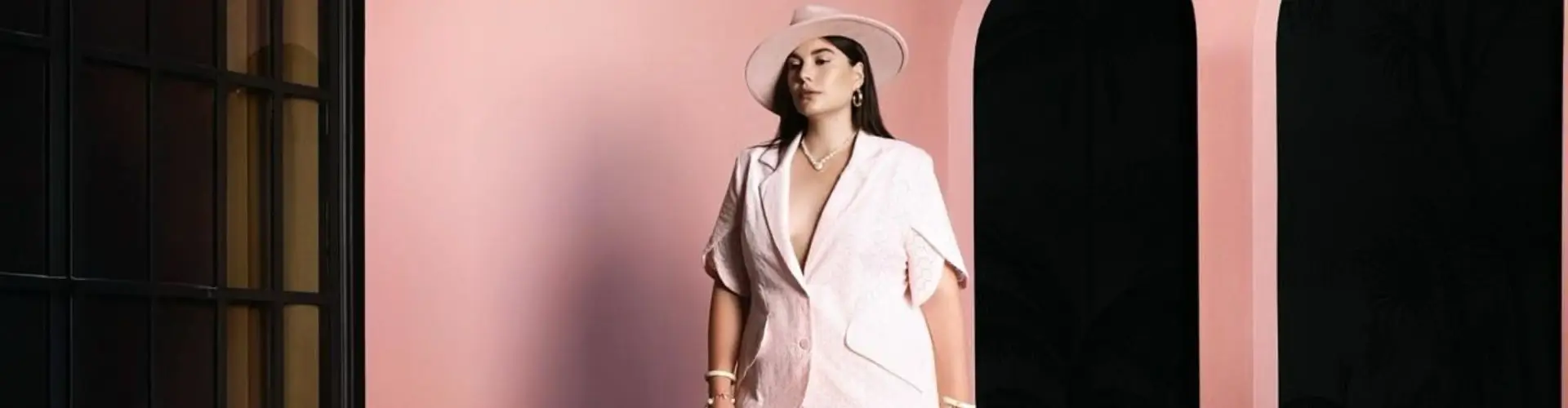 Скидки до 60% на выделенный ассортимент от Mono-stil