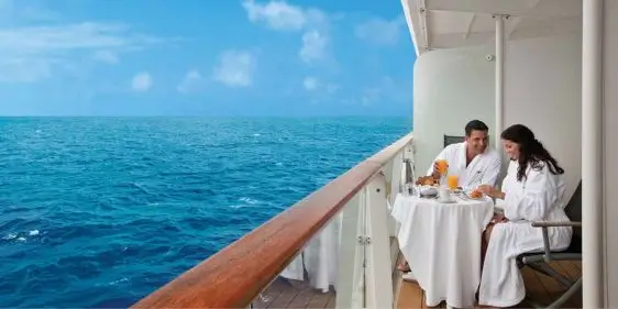 Круизы для молодоженов и супругов-юбиляров от Круиз онлайн