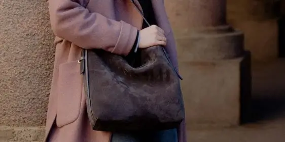 Новинка: женская сумка‑хобо Calm в Werfstore