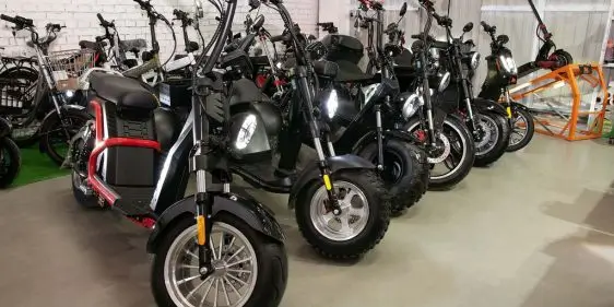 Распродажа электробайков и электросамокатов в 21 век