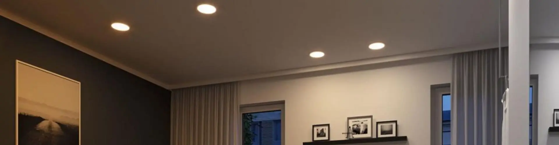 Распродажа потолочных светильников в ОМА