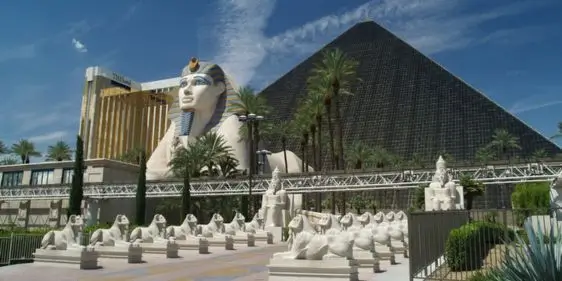 Проклятие казино Люксор в Лас-Вегасе