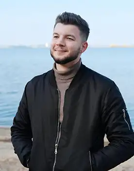 Леон Громов