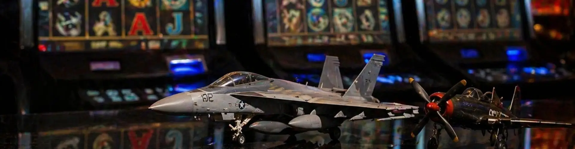 Лучшие слоты на тему авиации